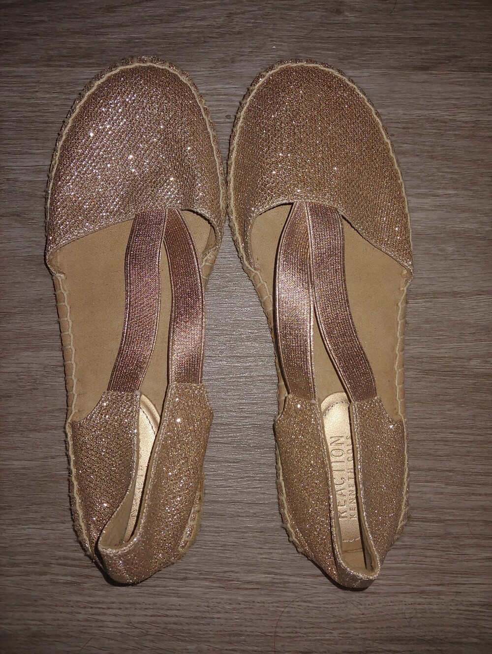 Kenneth Cole Reaction Pink Sparkle Flats